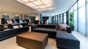 Lounge i lobbyen