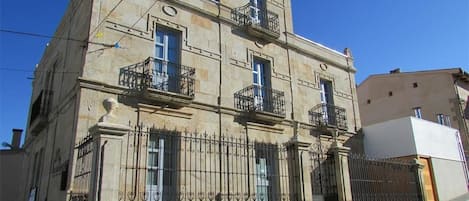 Façade de l’hébergement