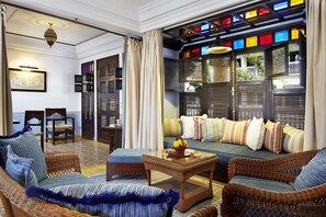 Televisión de pantalla plana