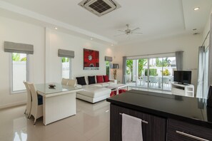 Interior - Hua Hin Pool Villa with 4 Bedrooms L50 (Hua Hin)