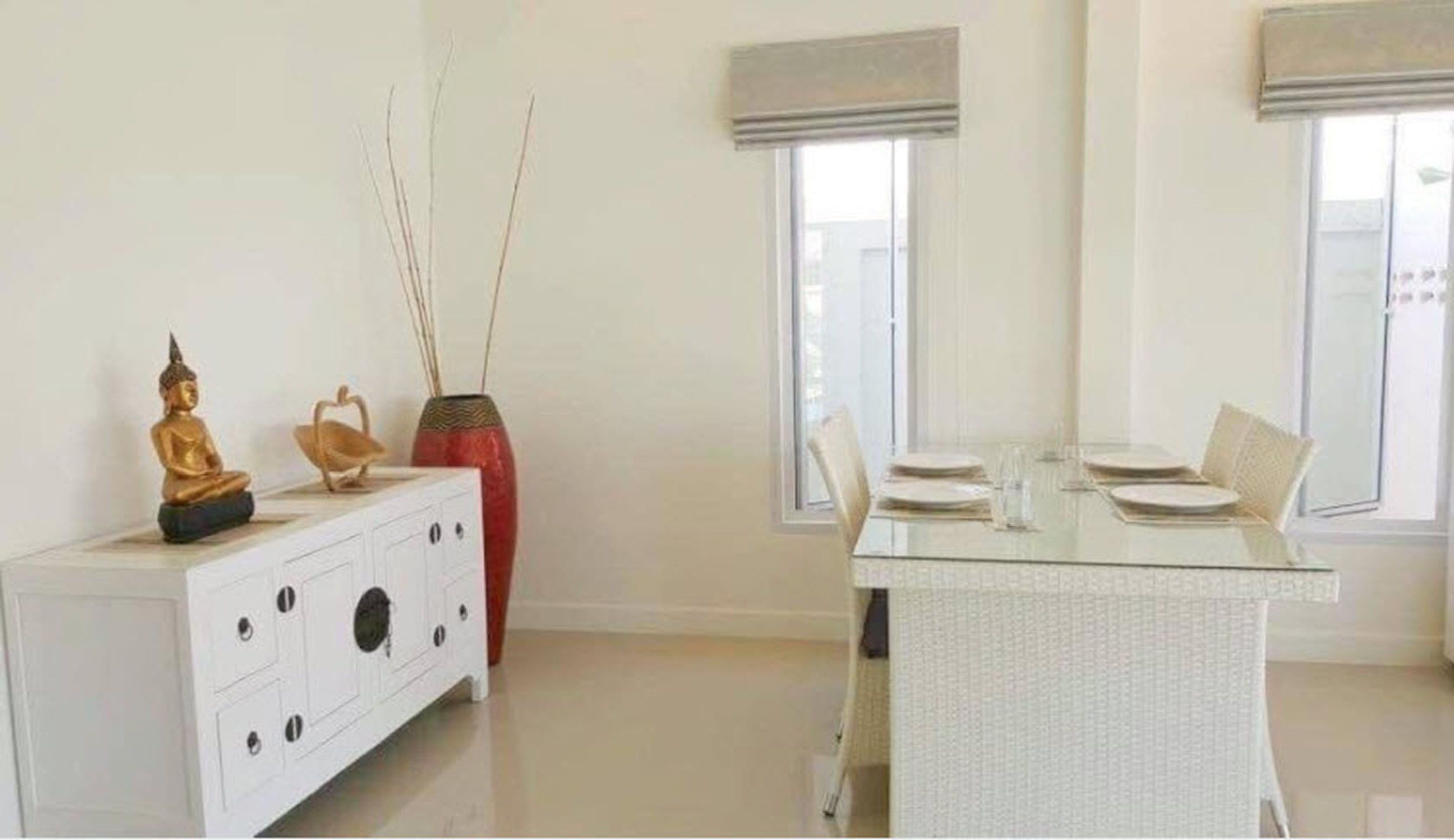 Khu vực ăn uống tại phòng