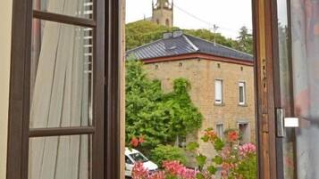 Economy tweepersoonskamer, uitzicht op stad | Interieur