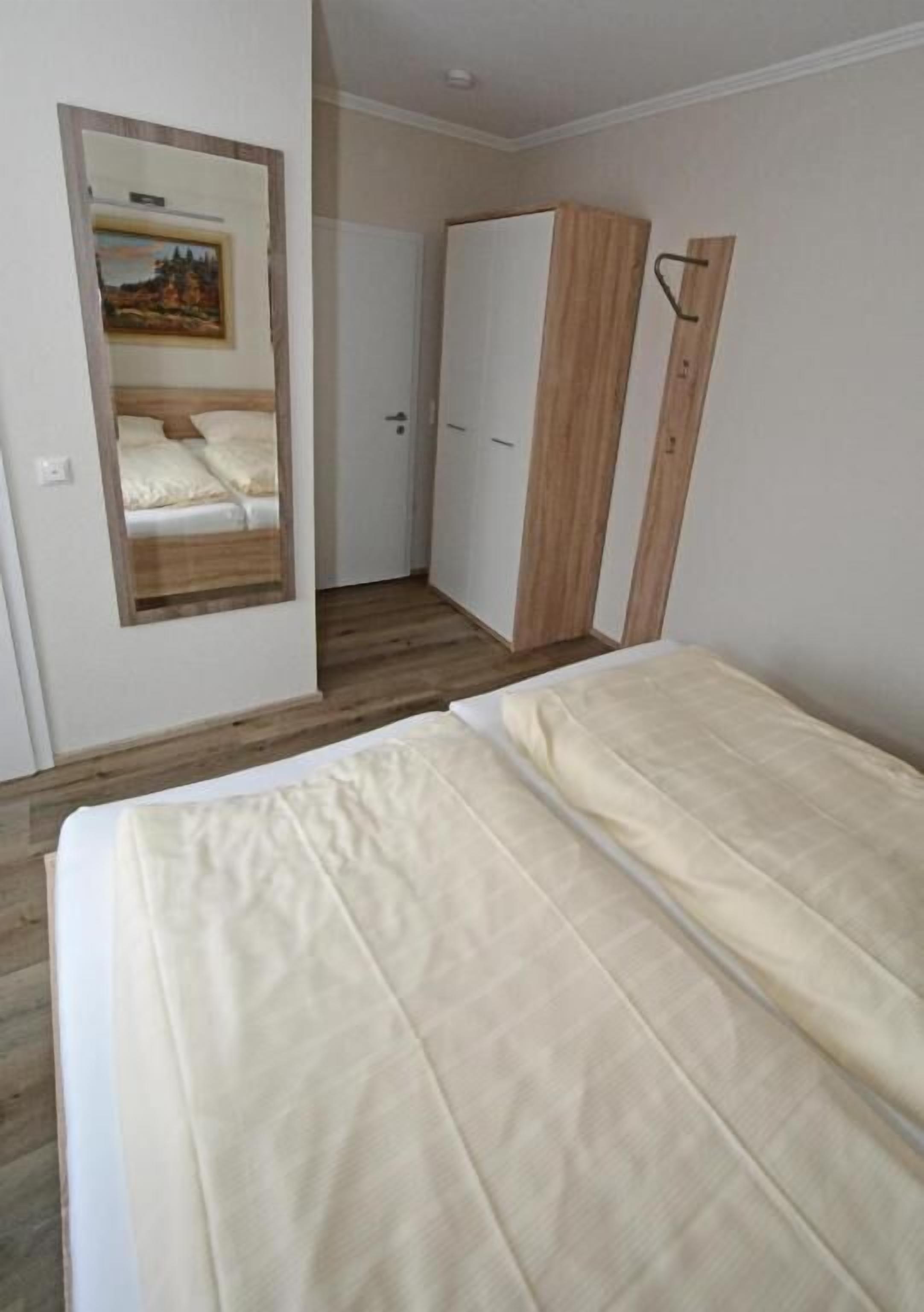 Standard-Doppelzimmer, Gartenblick