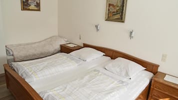 Tweepersoonskamer, uitzicht op tuin