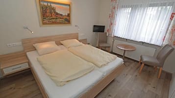 Standard-Doppelzimmer, Gartenblick