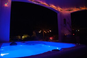 Whirlpool, Massagen am Strand, Massageanwendungen