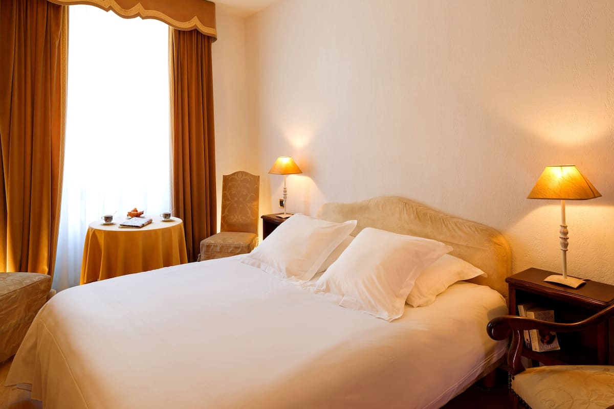Comfort driepersoonskamer | 1 slaapkamer, gratis wifi, beddengoed