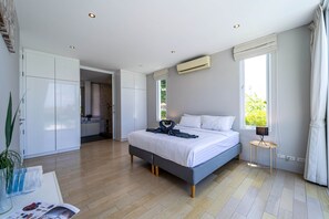 4-Bedroom Pool Villa | 4 ห้องนอน, ตู้นิรภัยในห้องพัก, Wi-Fi ฟรี