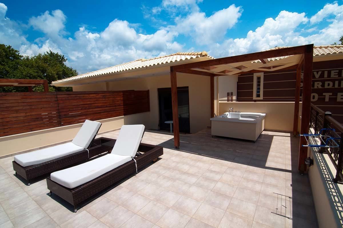 double room, jetted tub | terrace/patio