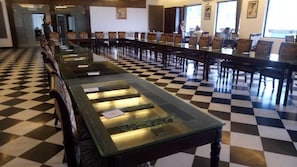 Coin salon dans le hall