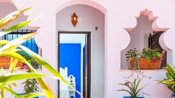 Economy Room | Premium bedding, desk, free WiFi, bed sheets