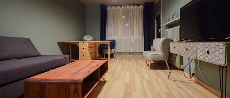 Lägenhet Classic - 1 sovrum - balkong | Vardagsrum | Platt-tv