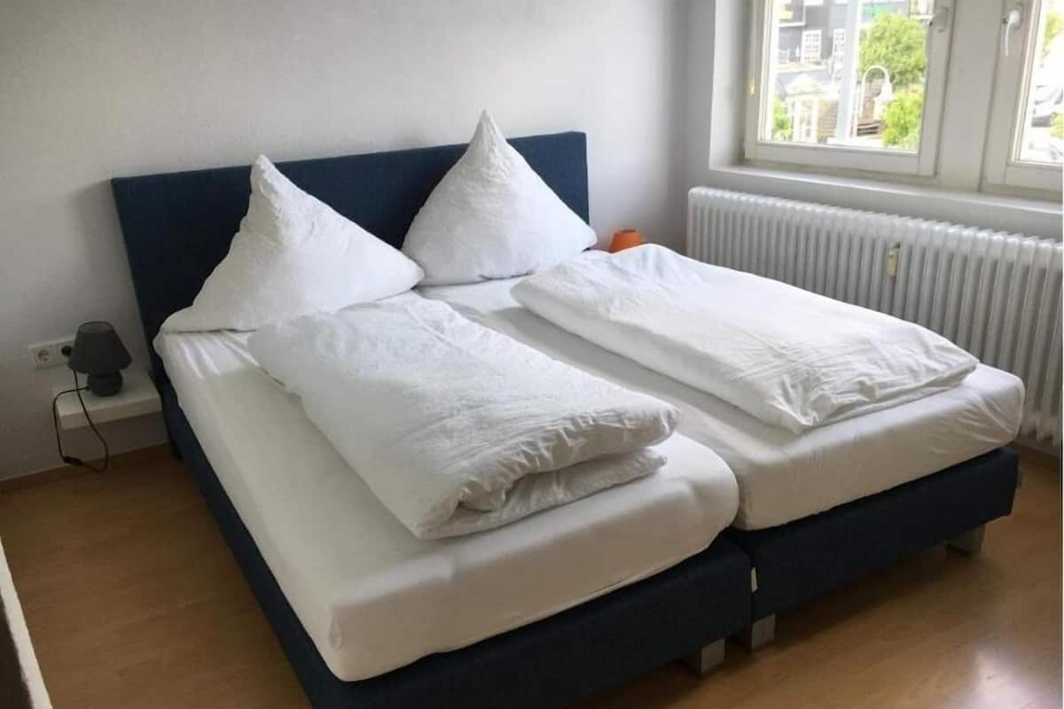 Apartment, 3 Bedrooms | 1 bedroom, iron/ironing board, free WiFi, bed sheets