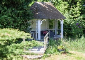 Apartment, 2 Bedrooms, Terrace, Garden Area | Garden view
