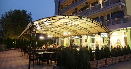 Hotel Zaara
