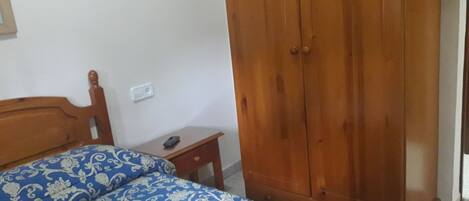 9 bedrooms, blackout curtains, free WiFi, bed sheets