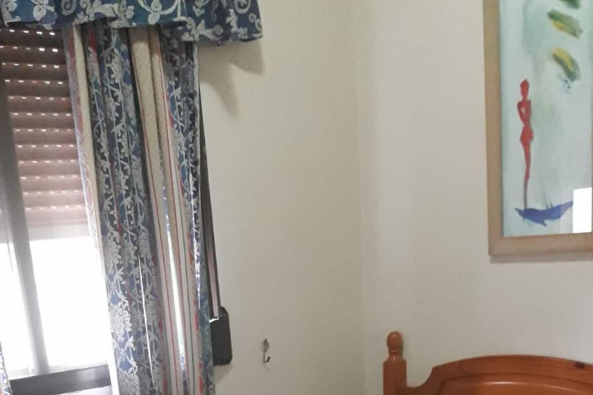ห้องซิงเกิล | 9 ห้องนอน, ผ้าม่านกันแสง, Wi-Fi ฟรี, ผ้าปูที่นอน
