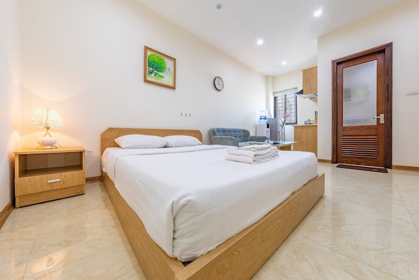 Studio | In-room safe, desk, free WiFi