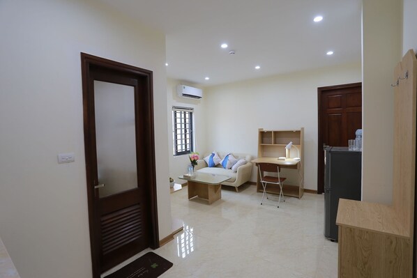 Room - Granda Duy Tan Apartment (Hanoi)