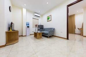Apartment, 1 Bedroom | In-room safe, desk, free WiFi - Granda Duy Tan Apartment (Hanoi)