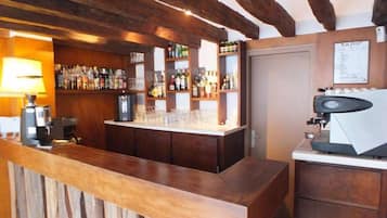 Bar (en la propiedad)