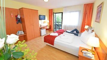 Ropa de cama hipoalergénica y minibar