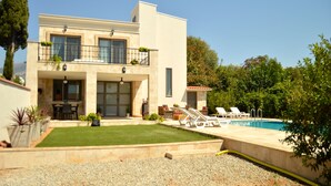 Unclassified image, 4 of 38, button - Important Group Villa BD469 4 Bedrooms (Bodrum)