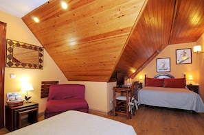Quadruple Room, Accessible