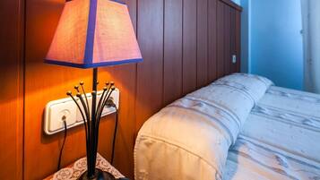 Rollaway beds, free WiFi, bed sheets