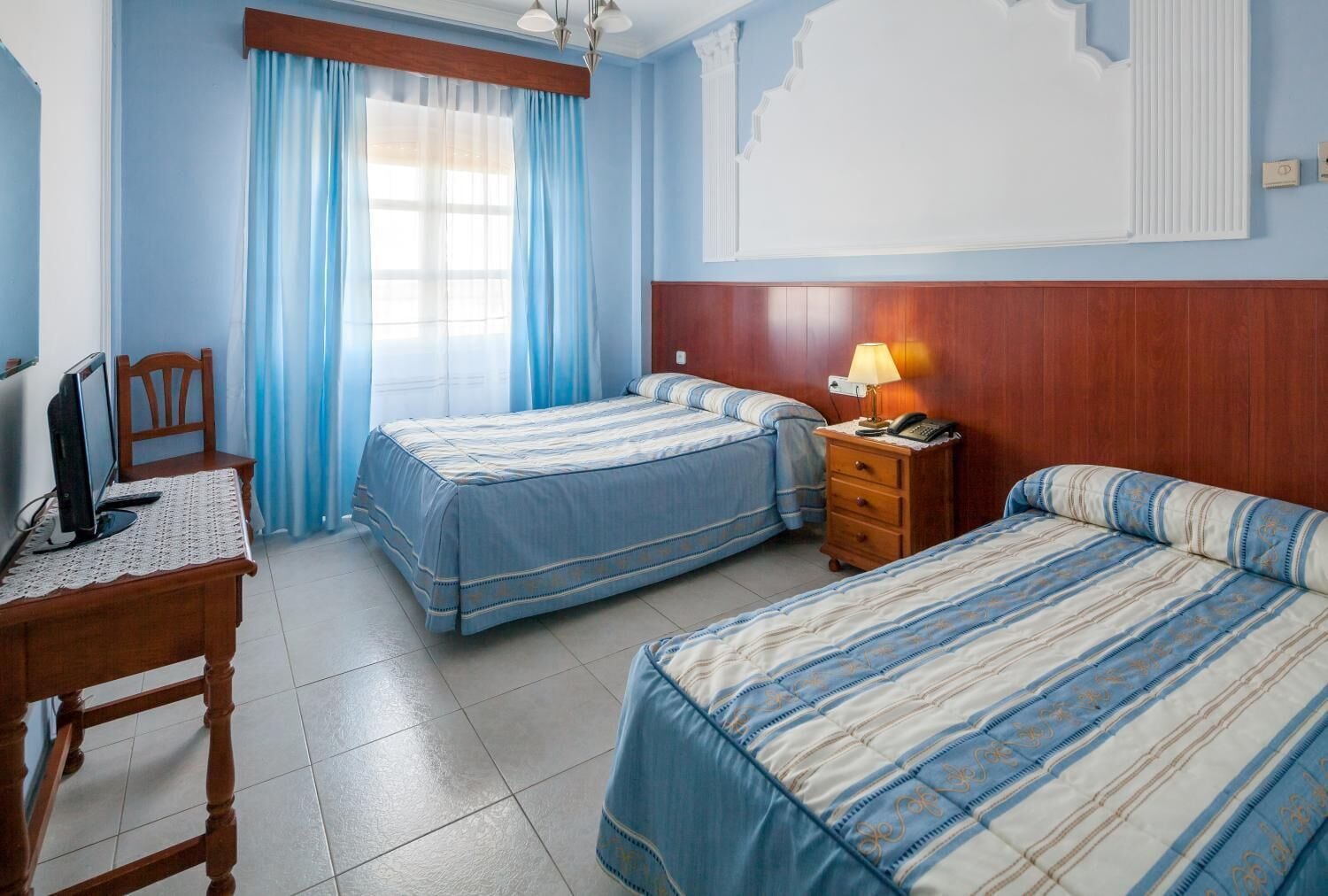 Lits pliants/supplémentaires, Wi-Fi gratuit, draps fournis