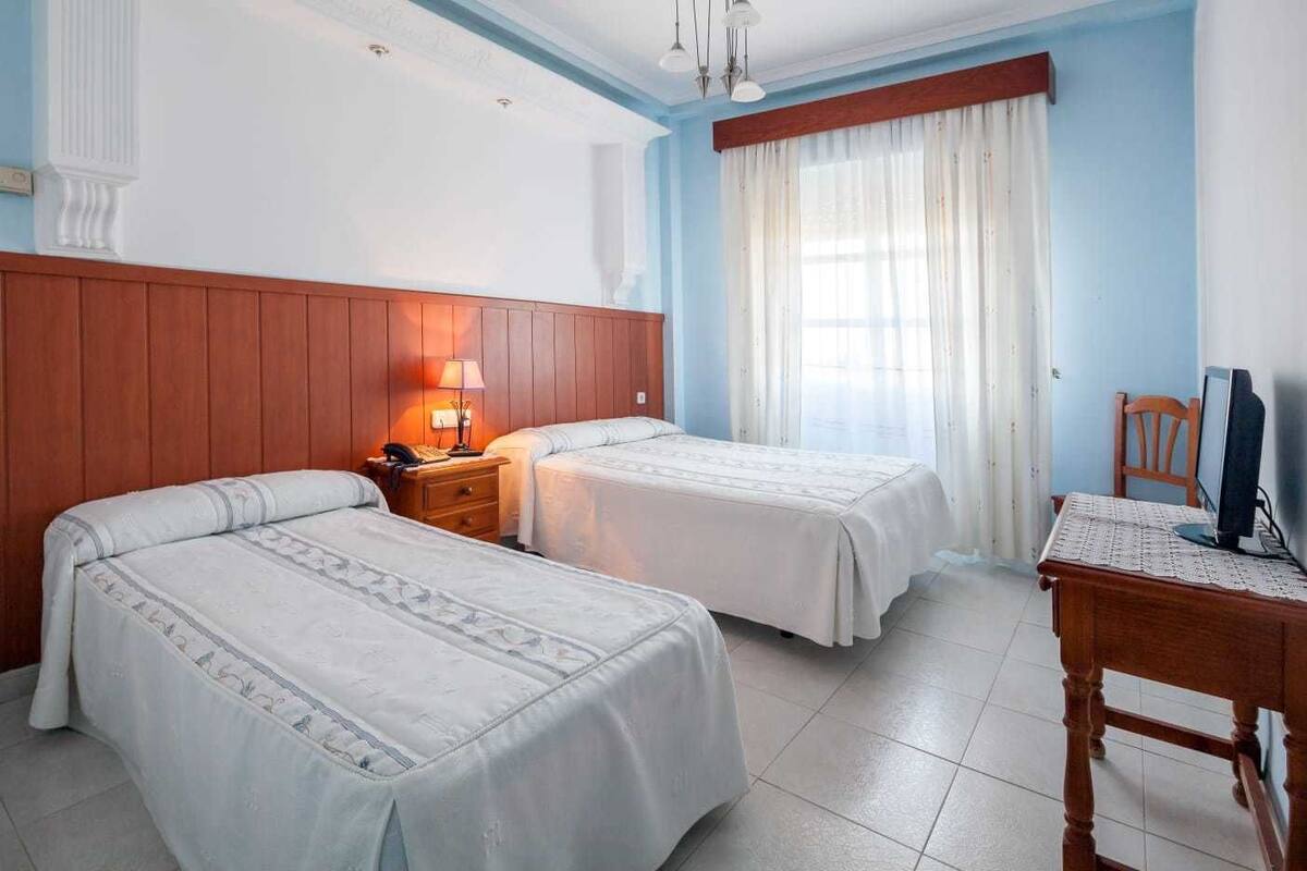 Kamer, 1 twee- of 2 eenpersoonsbedden | Extra bedden (toeslag), gratis wifi, beddengoed