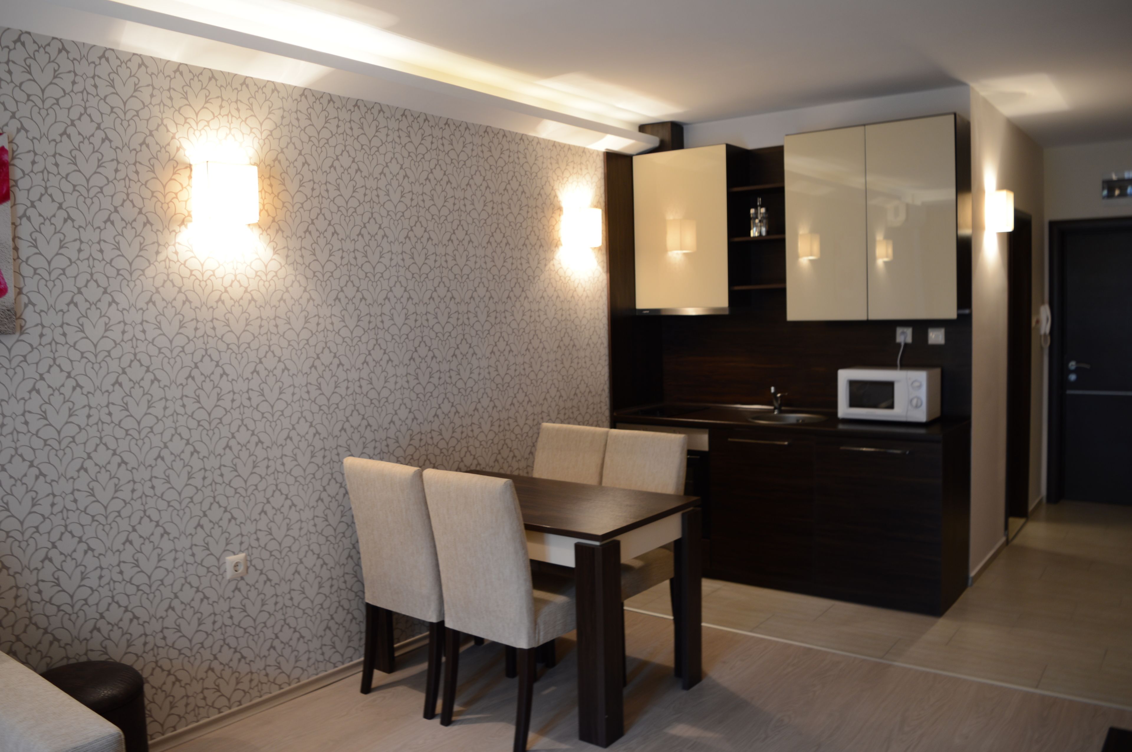 Repas dans la chambre
