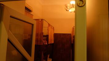 Standard Shared Dormitory, Mixed Dorm