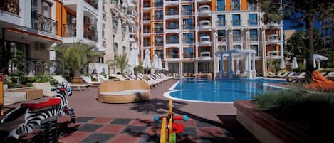 Zona de juegos infantil al aire libre