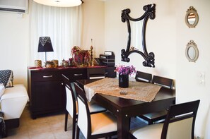 Villa, 3 Bedrooms | Living area
