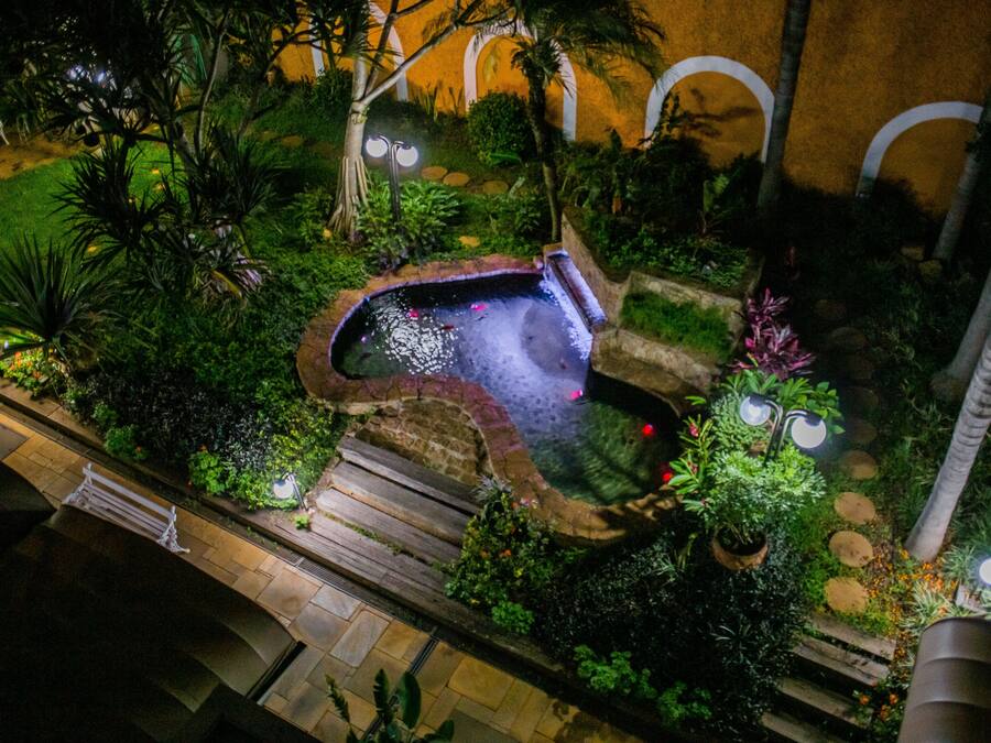 Deluxe-Dreibettzimmer | Terrasse/Patio