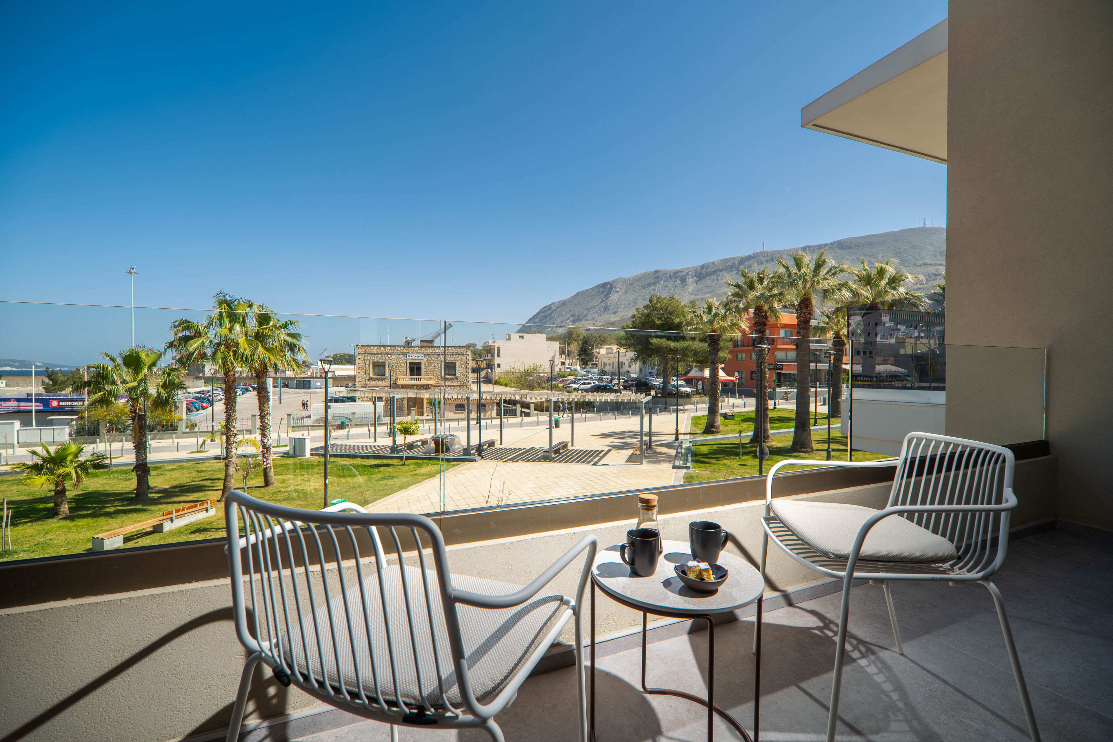 Estudio superior | Vistas del balcón