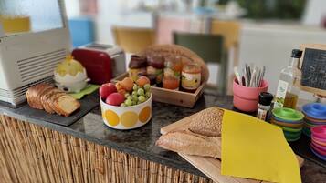 Standard-dobbeltværelse | Morgenmadsbuffet | Morgenmadsbuffet hver dag mod et gebyr