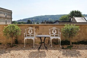 Luxury Apartment, 1 Bedroom, Garden View | Balcony - Paragon Place (Bath)