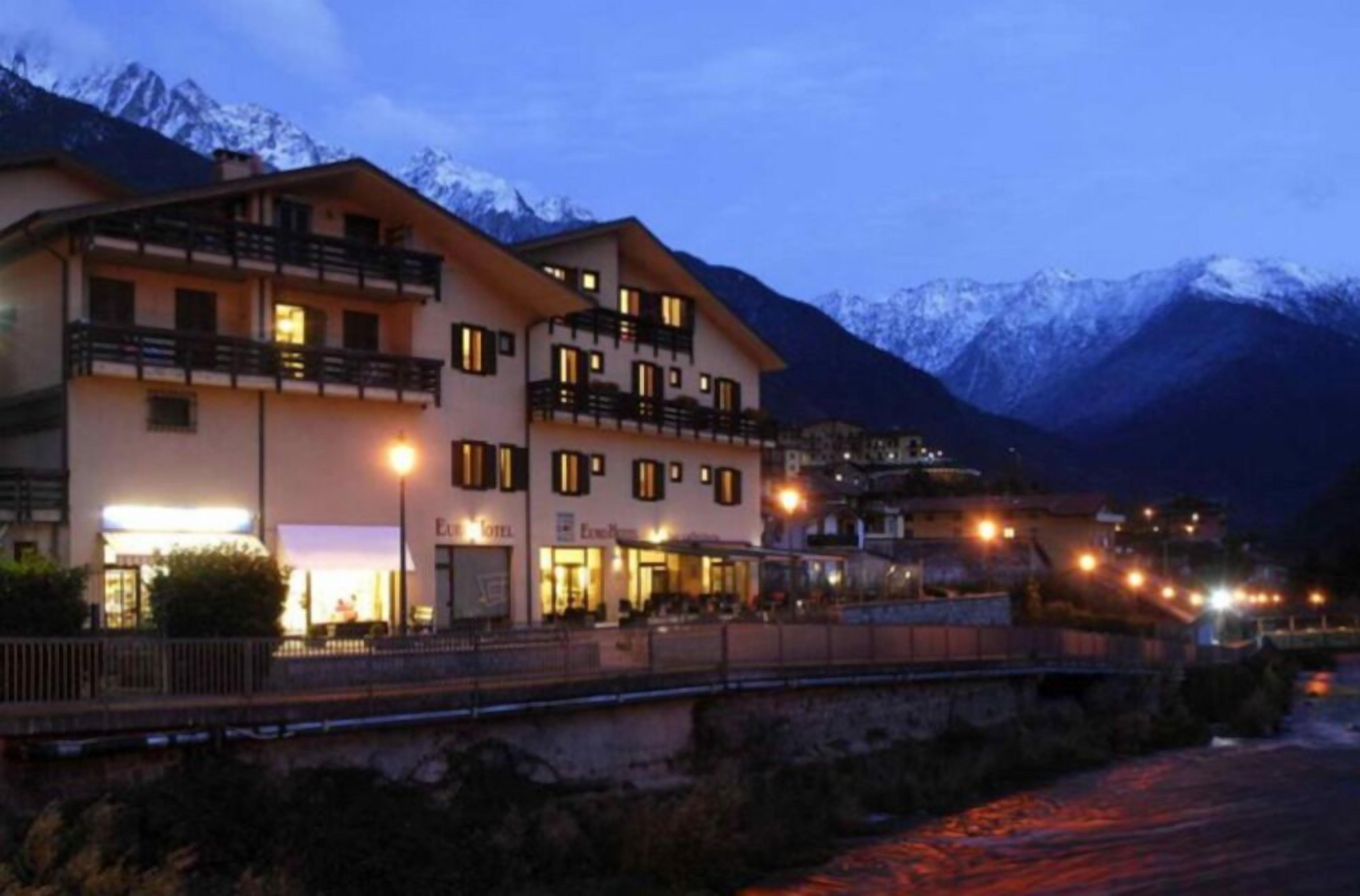 Front of property – evening/night