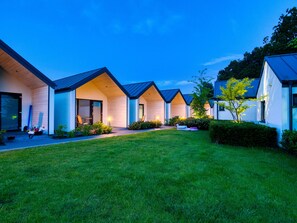 Bungalow Keluarga | Setrika/meja setrika, Wi-Fi gratis, dan seprai linen