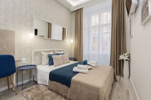 Eenvoudige kamer | Geluiddichte muren, een strijkplank/strijkijzer, gratis wifi, beddengoed