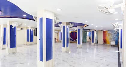 OYO 4101 Hotel D P International