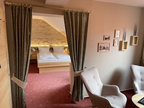 Dobbeltrom – standard | Skrivebord, lydisolert, wi-fi (inkludert) og sengetøy