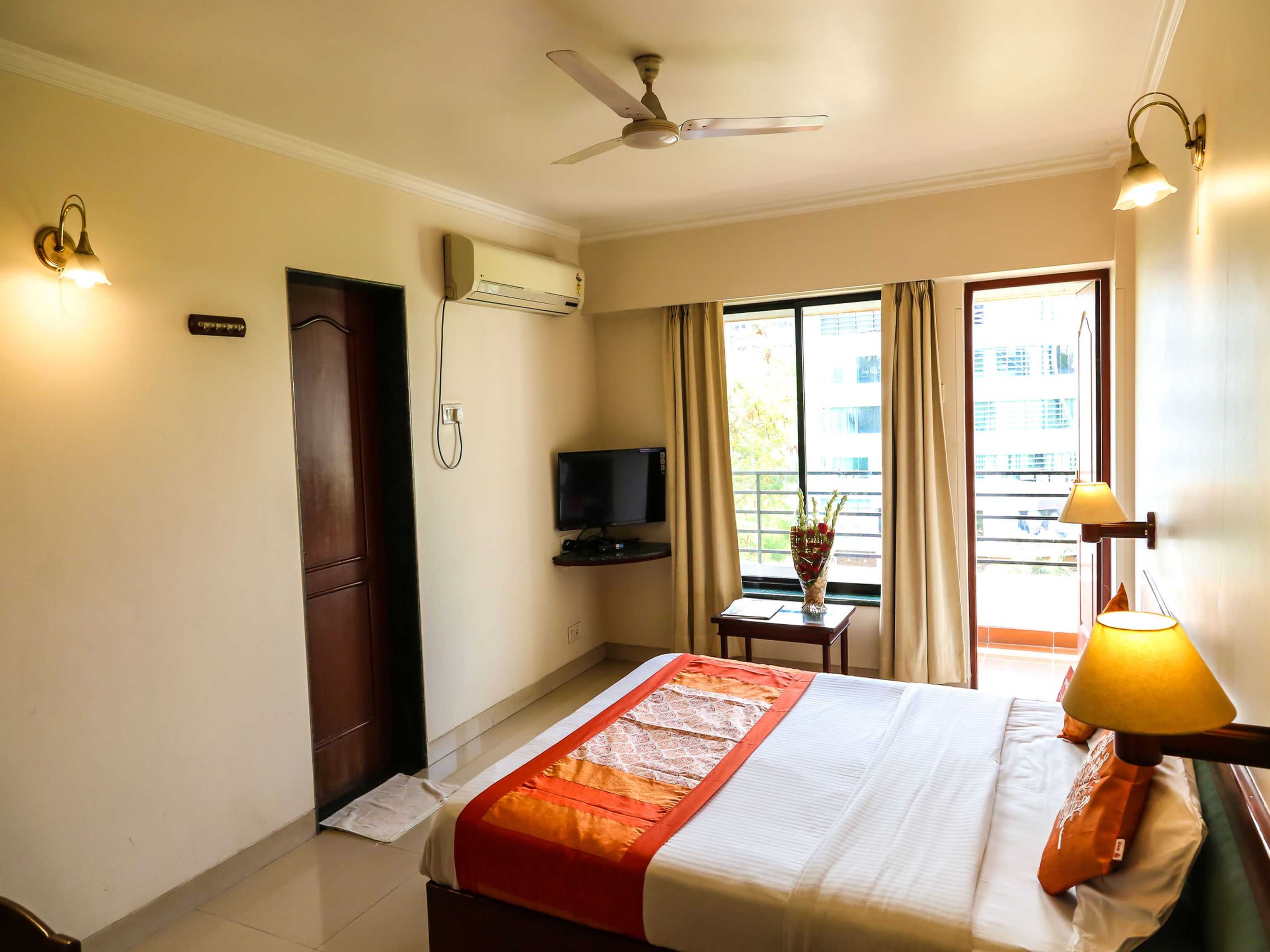 Executive Double Room | Free WiFi