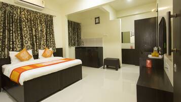 Double or Twin Room | Free WiFi