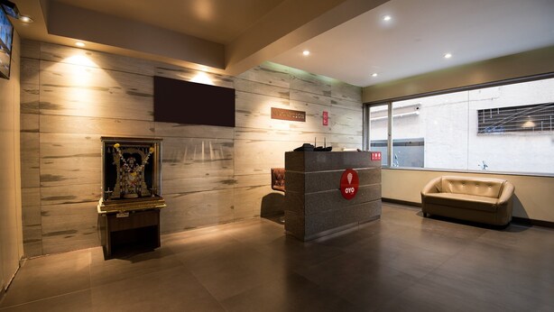 Reception - OYO 9989 Hotel Classic Executive (Pune)