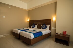 Bed sheets - OYO 9989 Hotel Classic Executive (Pune)