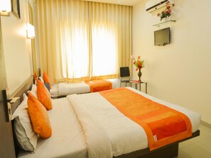 Free WiFi - OYO 4437 Hotel Sai Sakha (Rahata)
