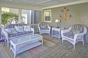 City Cottage, 5 Bedrooms | Terrace/patio - Woodbrook (Saugatuck)